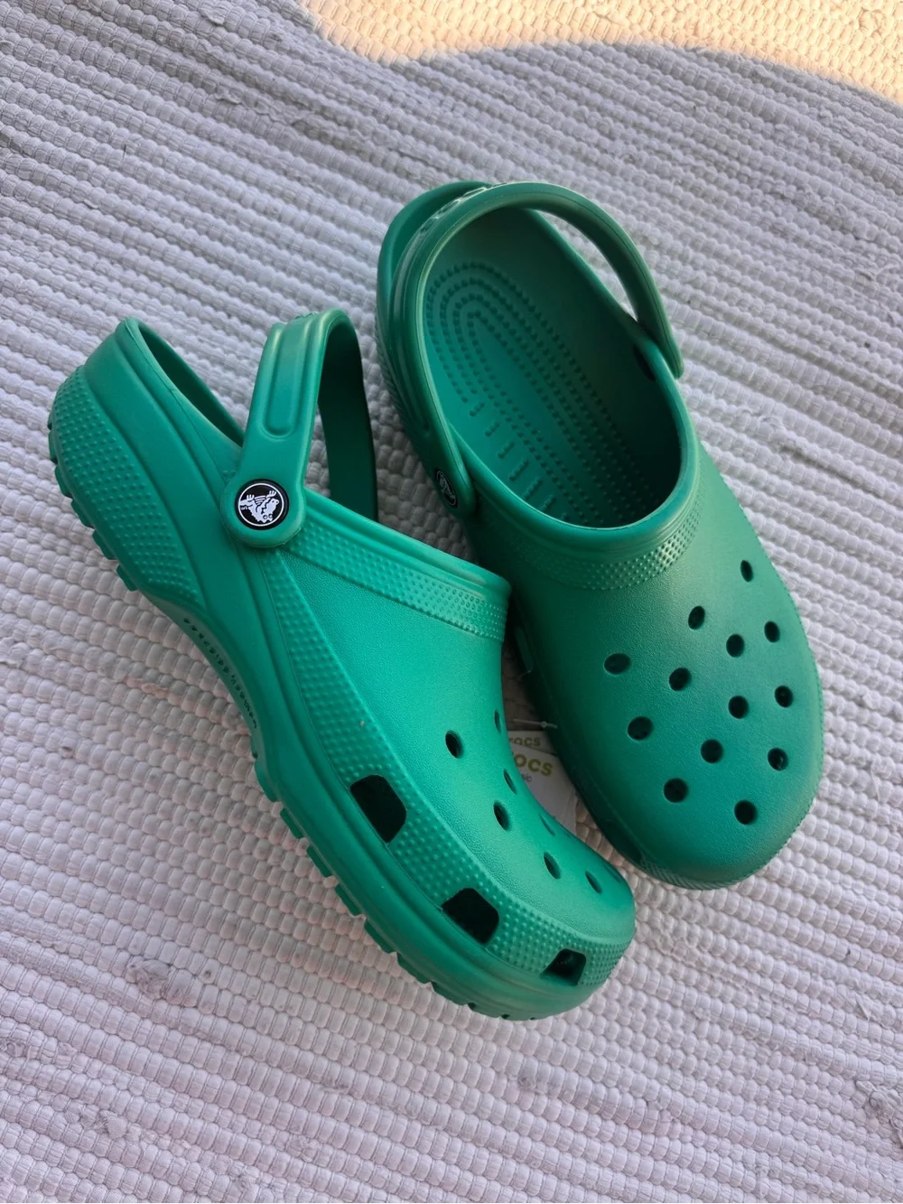 NWT Crocs Classic Clogs Deep Green Unisex M9/W11